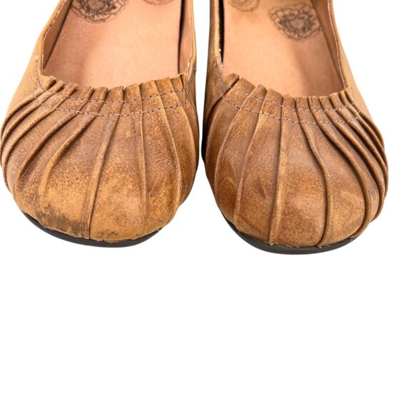 Taos Calypso Womens Brown Leather Pleated Comfort Heels Size 9 - Picture 4 of 10